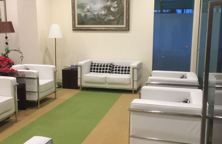 VIP Lounge